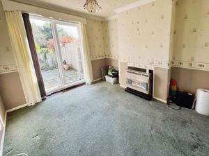 Dining Room- click for photo gallery